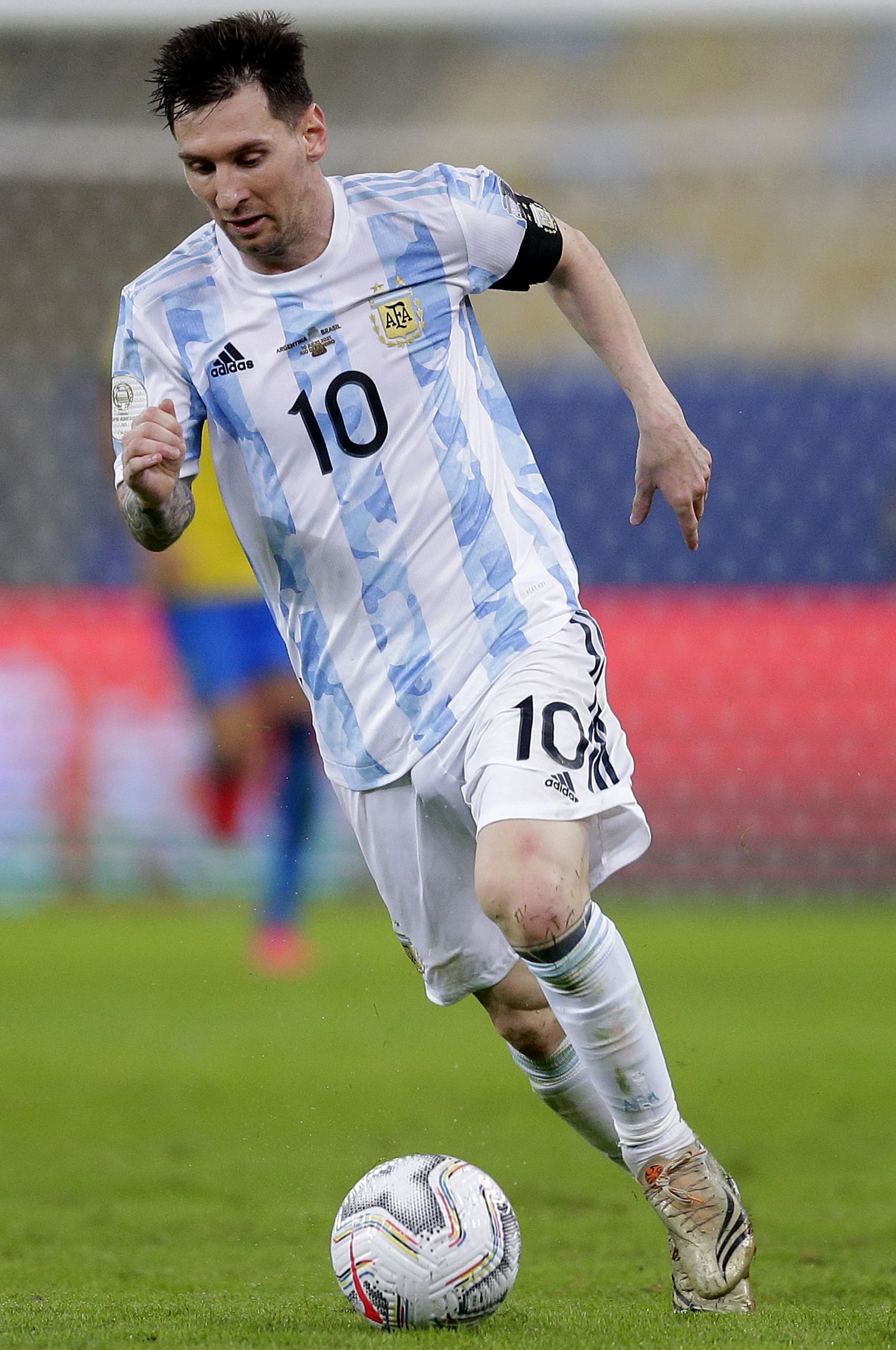 一记头球让 一记头球让