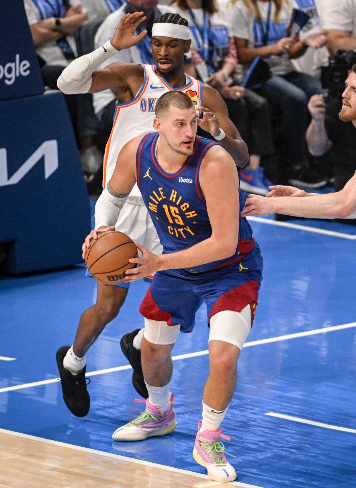 更是关于球 更是关于球