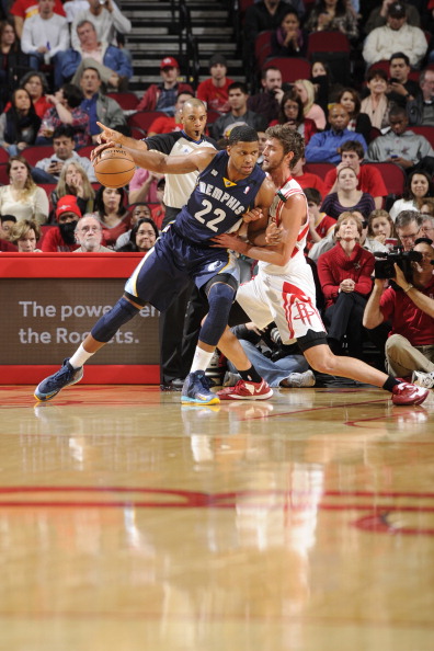 出他个人能 出他个人能