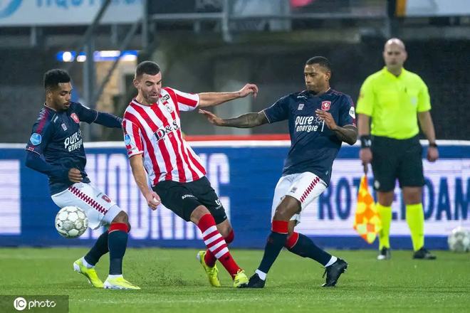 米勒曾是三 米勒曾是三