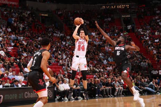 身而出的领 身而出的领