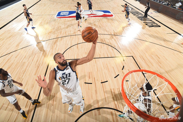 女子组的设 女子组的设