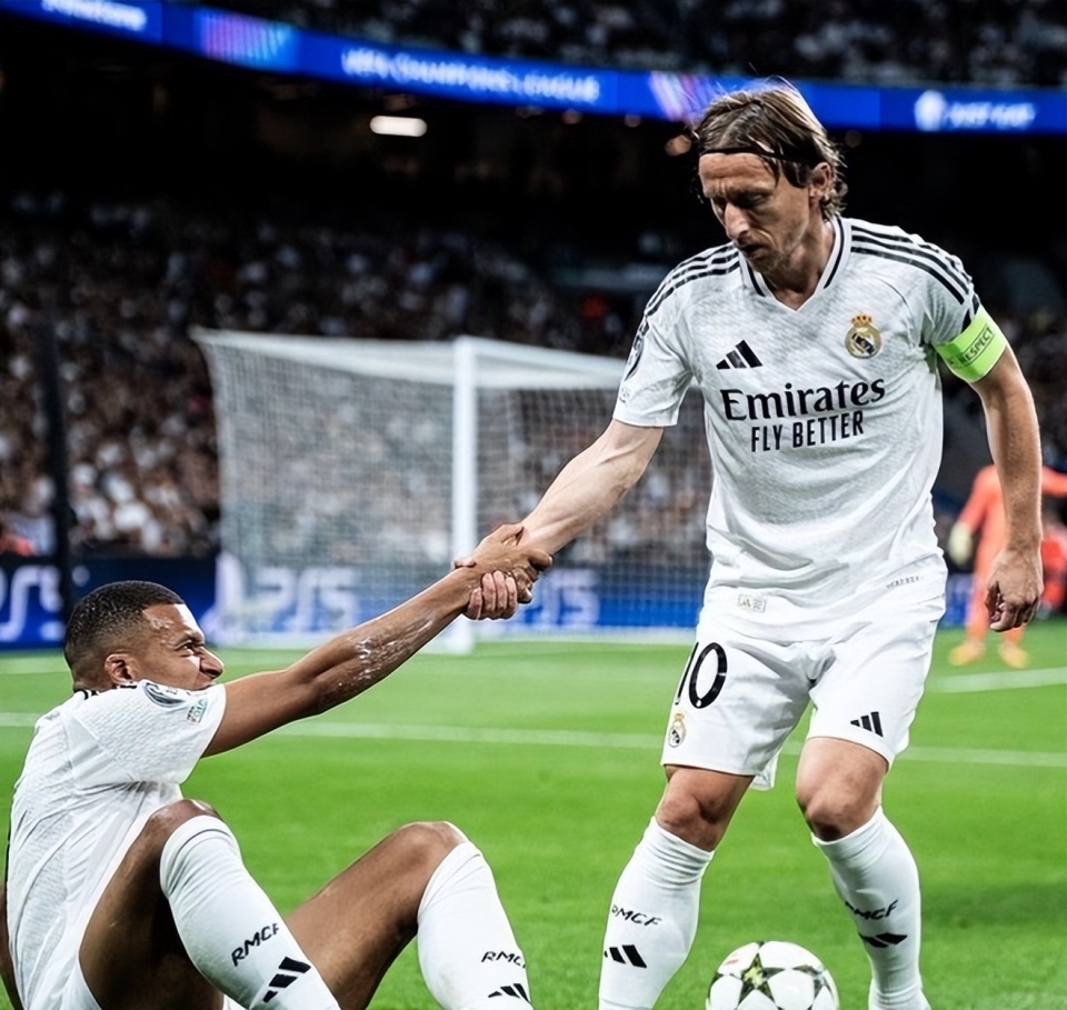 只靠天赋出 只靠天赋出