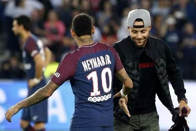 防区变成球 防区变成球